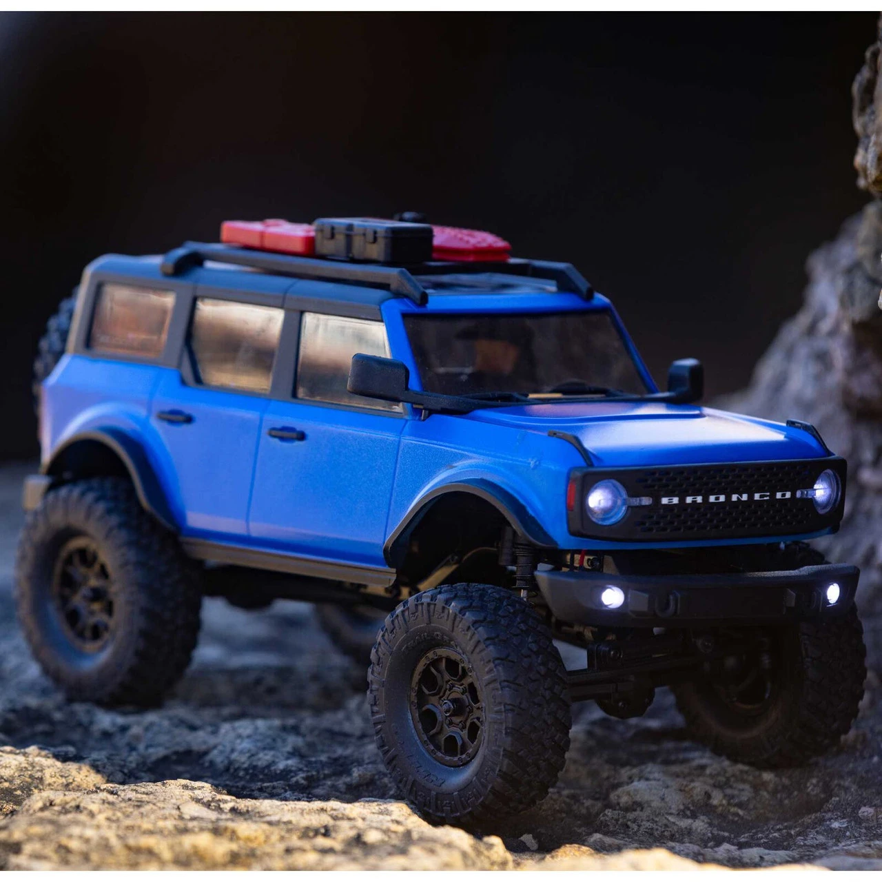 Axial 1/24 SCX24 2021 Ford Bronco 4wd Truck RTR, Blue 13 Axial 1/24 SCX24 2021 Ford Bronco 4wd Truck RTR, Blue - Image 13